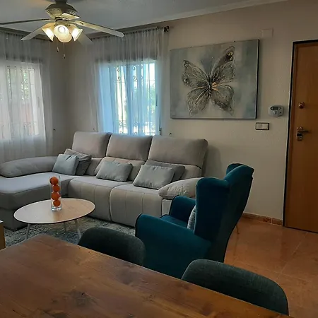 Casa Azul Montesinos Ferienhaus