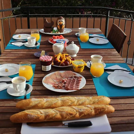 Casa Azul Montesinos Holiday home